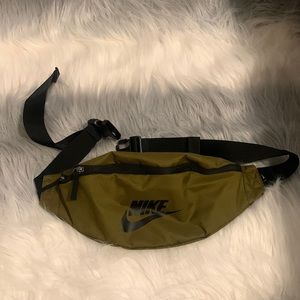 Olive green and black Fanny pack